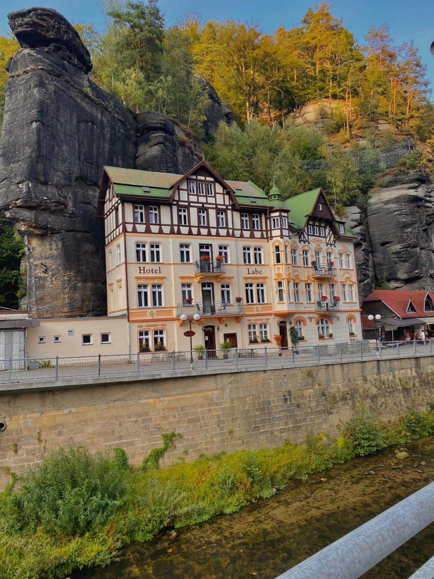 Hotel Labe هرينسكو المظهر الخارجي الصورة
