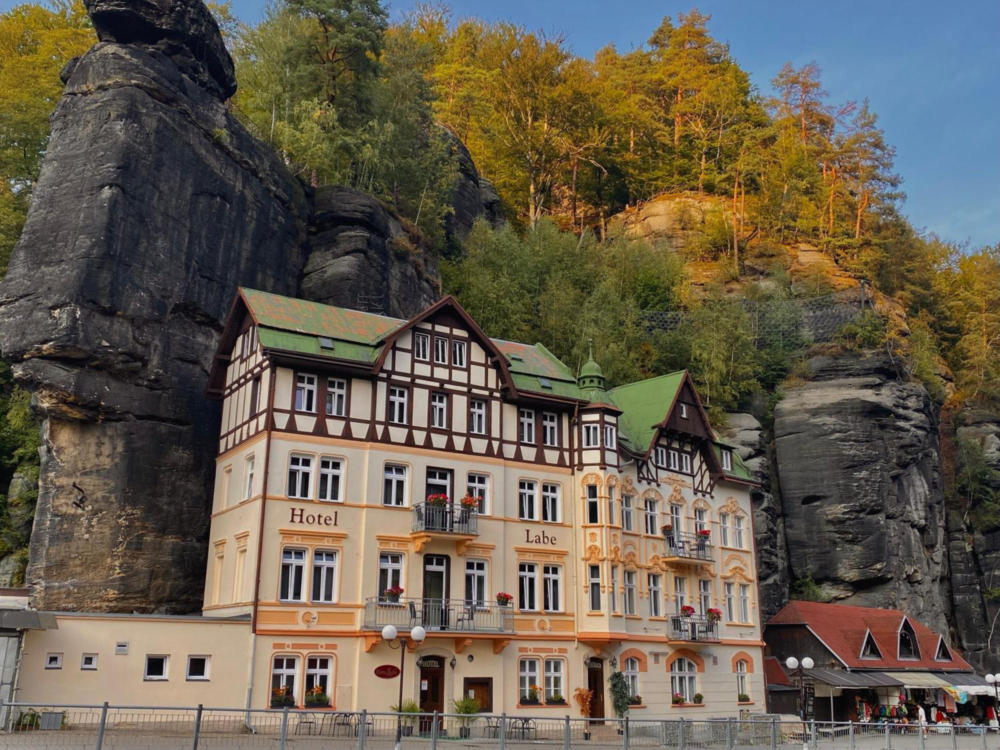 Hotel Labe هرينسكو المظهر الخارجي الصورة