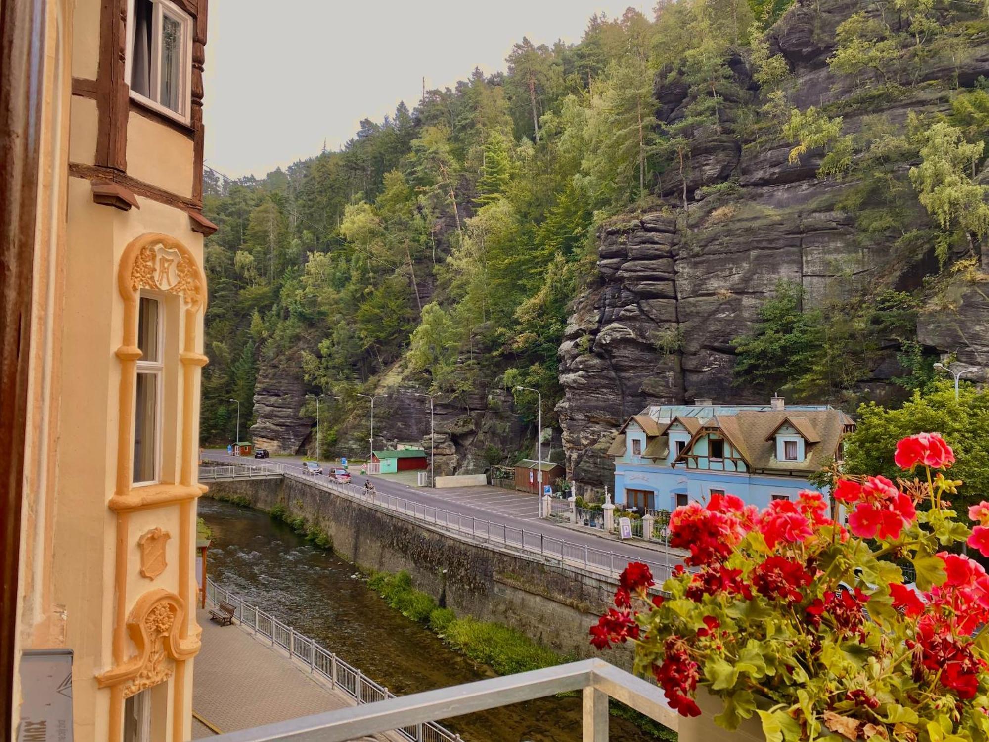 Hotel Labe هرينسكو المظهر الخارجي الصورة
